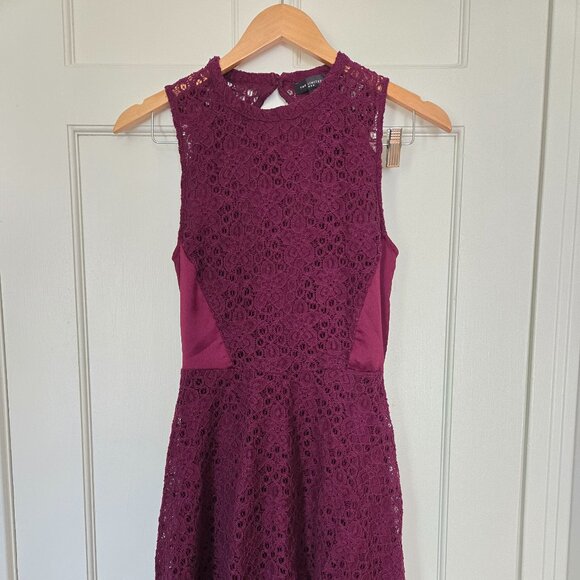 The Limited Burgundy Dress - Picture 1 of 2